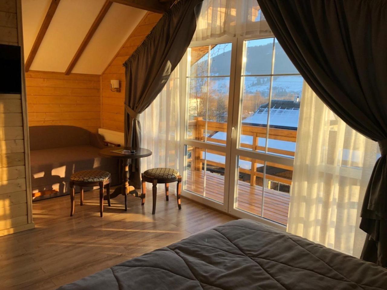 Cottage Familiya Верховина Екстериор снимка