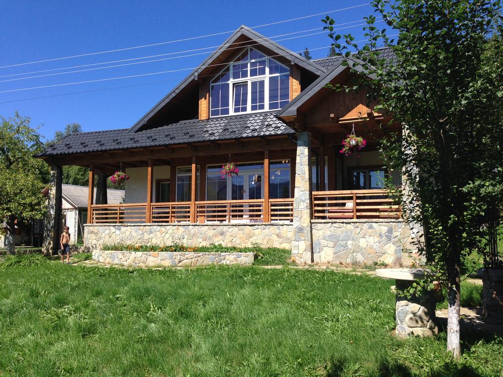 Cottage Familiya Верховина Екстериор снимка