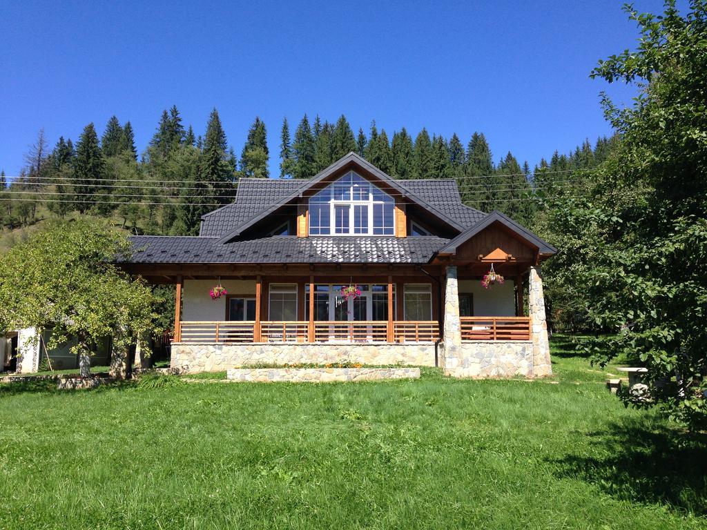 Cottage Familiya Верховина Екстериор снимка