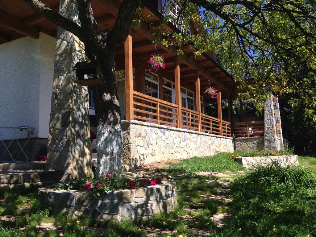 Cottage Familiya Верховина Екстериор снимка