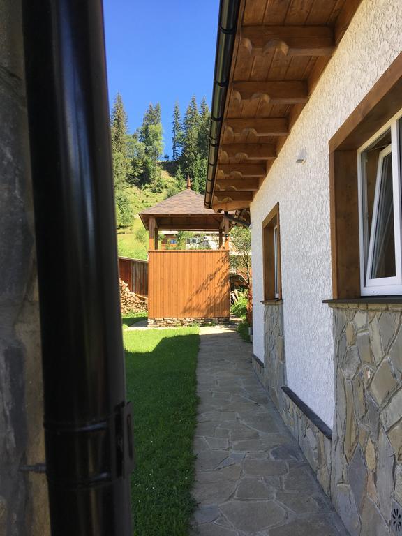 Cottage Familiya Верховина Екстериор снимка