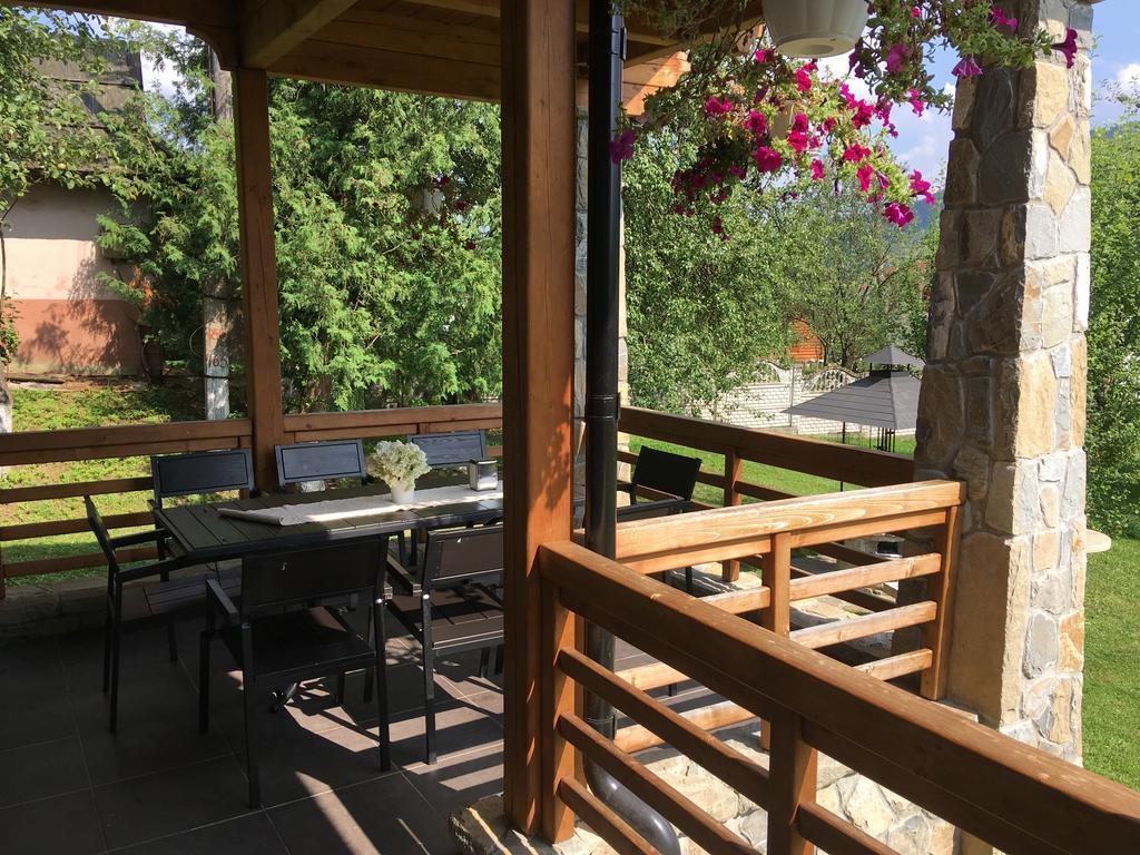Cottage Familiya Верховина Екстериор снимка