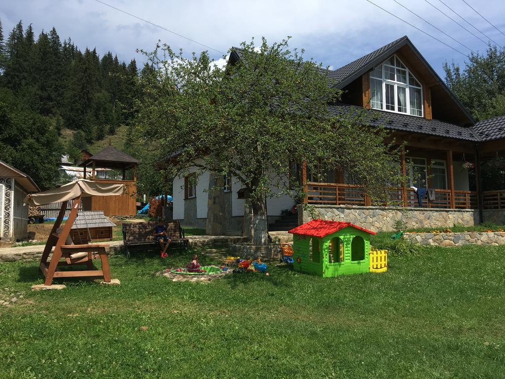 Cottage Familiya Верховина Екстериор снимка
